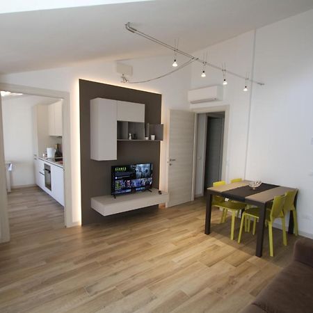Attico Arrighi Apartment Лука Екстериор снимка