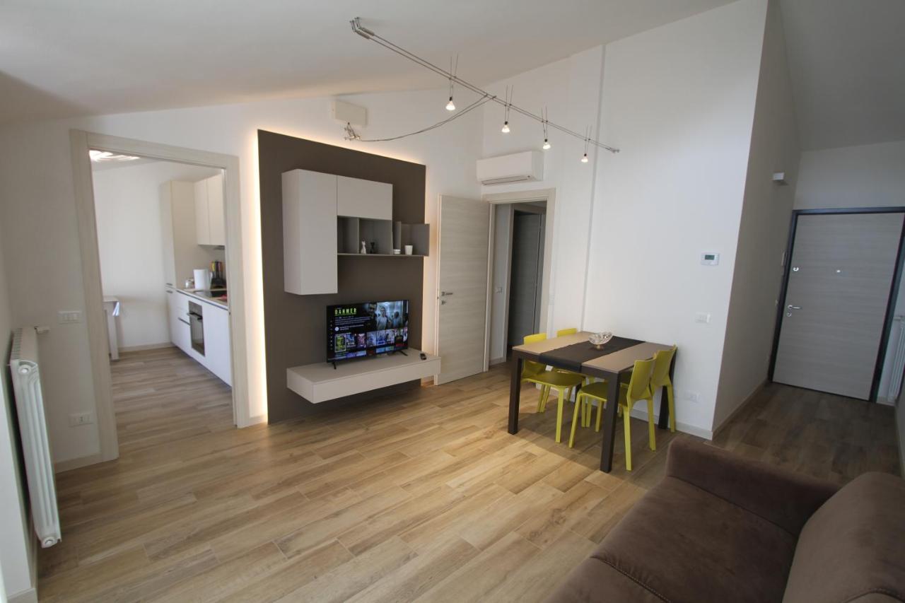 Attico Arrighi Apartment Лука Екстериор снимка